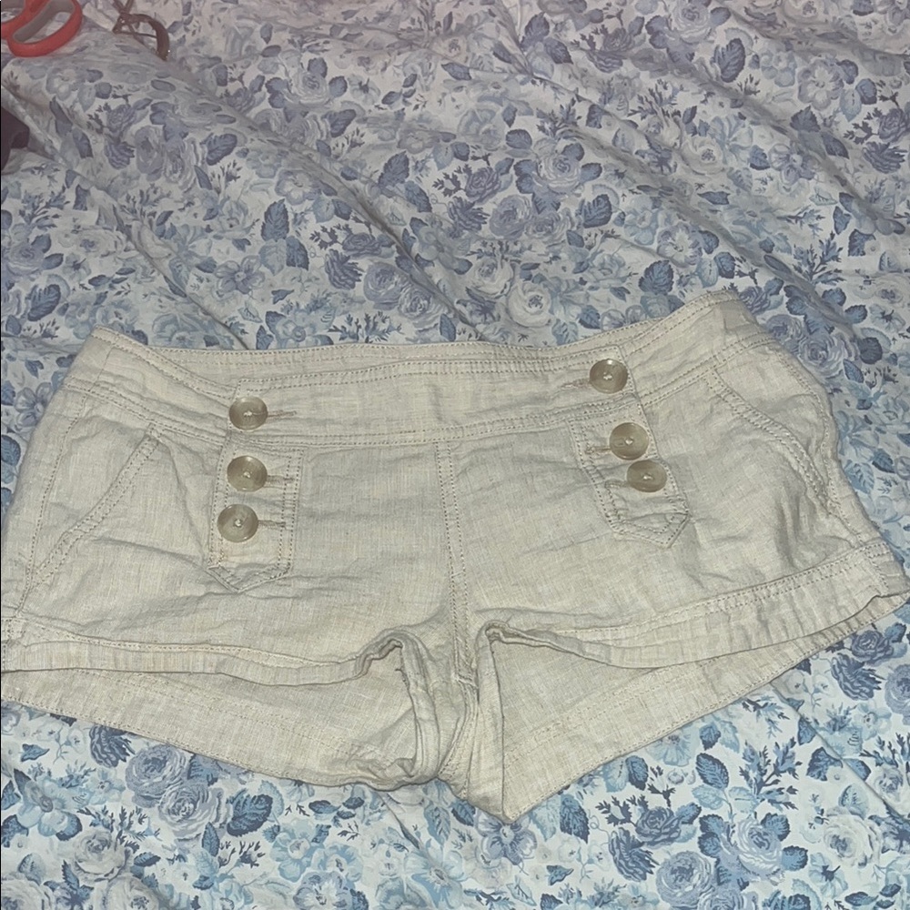 Women's Beige low rise Button-Front Shorts